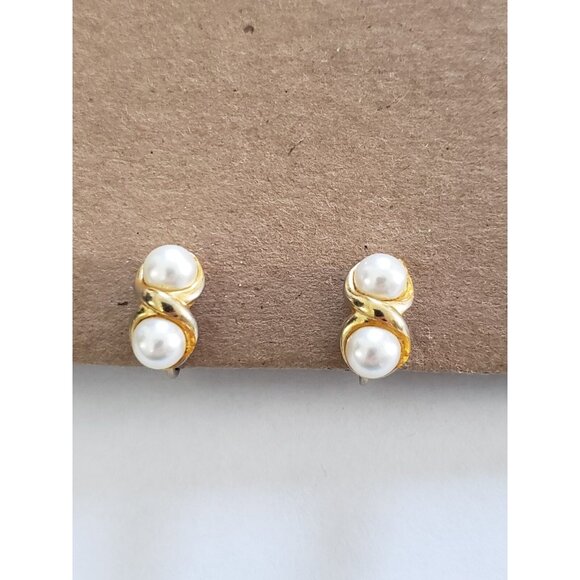 Vintage Faux Pearl Clip On Earrings 1/2 in Faux Pearl Beads Glass Faceted Bead - Picture 1 of 4